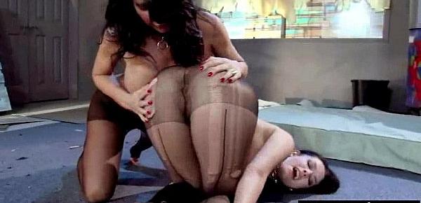  Punish Hard Sex Scene Using Toys Between Lesbian Girls (katrina&lezley) vid-20